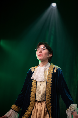 Snow White and the 11½ Dwarfs show photos