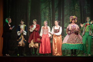 Snow White and the 11½ Dwarfs show photos