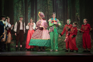 snow White and the 11½ Dwarfs show photos