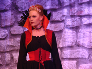 Snow White and the 11½ Dwarfs show photos