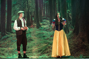 Snow White and the 11½ Dwarfs show photos