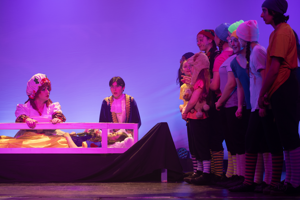 Snow White and the 11½ Dwarfs show photos