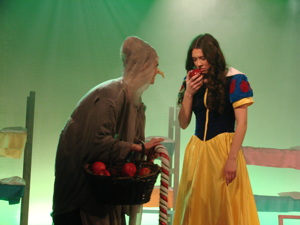 Snow White and the 11½ Dwarfs show photos