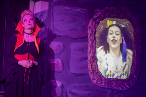 Snow White and the 11½ Dwarfs show photos