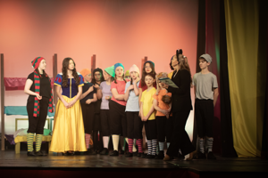 Snow White and the 11½ Dwarfs show photos