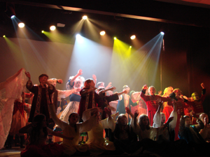 Snow White and the 11½ Dwarfs show photos