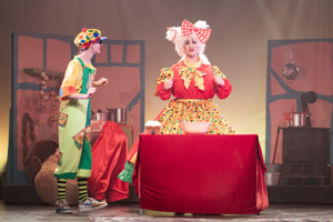 Snow White and the 11½ Dwarfs show photos