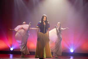 Snow White and the 11½ Dwarfs show photos