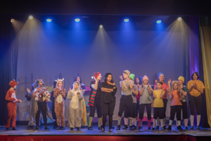Snow White and the 11½ Dwarfs show photos