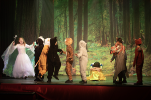 Snow White and the 11½ Dwarfs show photos