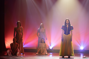 Snow White and the 11½ Dwarfs show photos