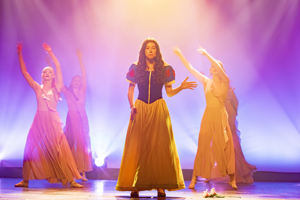 Snow White and the 11½ Dwarfs show photos