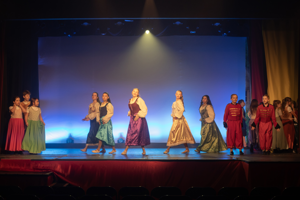 Snow White and the 11½ Dwarfs show photos
