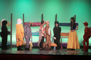 Snow White and the 11½ Dwarfs show photos