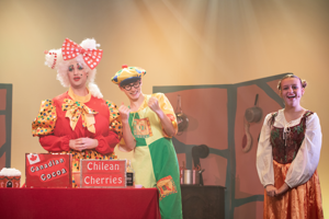 Snow White and the 11½ Dwarfs show photos