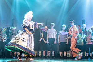 Snow White and the 11½ Dwarfs show photos