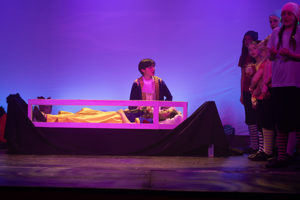 Snow White and the 11½ Dwarfs show photos