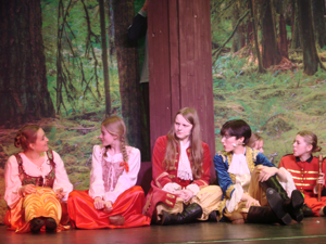 Snow White and the 11½ Dwarfs show photos
