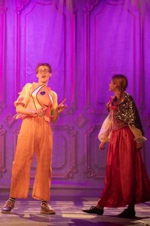 Snow White and the 11½ Dwarfs show photos