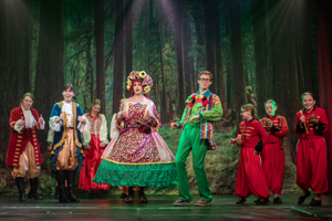 snow White and the 11½ Dwarfs show photos