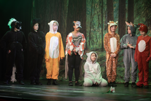 Snow White and the 11½ Dwarfs show photos