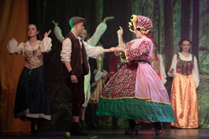 Snow White and the 11½ Dwarfs show photos