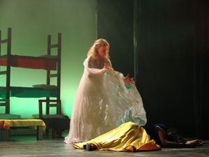 Snow White and the 11½ Dwarfs show photos