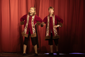 Snow White and the 11½ Dwarfs show photos